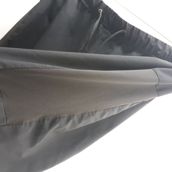 Kalenji Decathlon Mens Running Shorts Black Green NO SIZE TAG SEE MEASUREMENTS - Picture 11 of 12